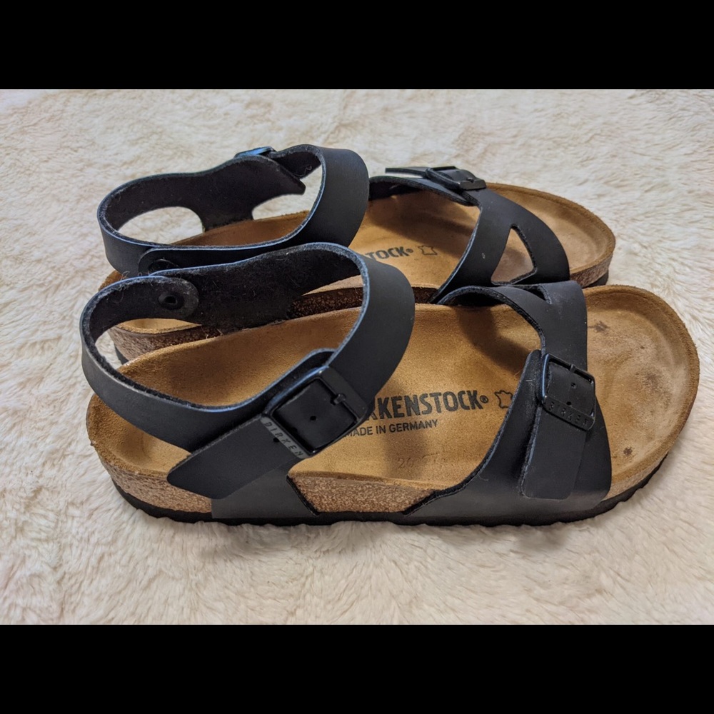 Birkenstock Rio Black Size 38 (7.5-8) Worn Once
